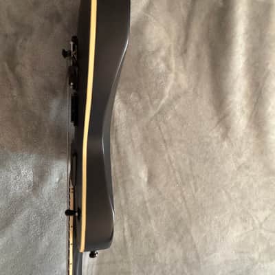 ESP LTD EC-1000 FR 2021 - Present - Black Satin image 3