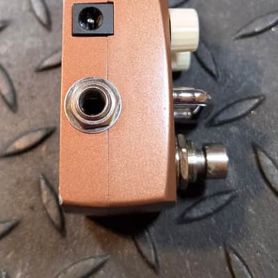 Hotone Skyline Roto Rotary Speaker Simulator Leslie Mini 2010s - Brown image 4