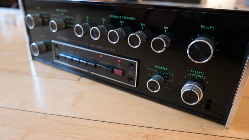 Immagine McIntosh C32 HiFi Preamp - 1