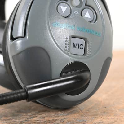 Eartec ComSTAR Dual-Ear Full Duplex Wireless Headset CG002AS image 4