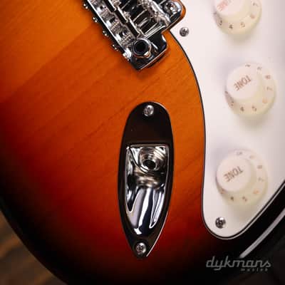 Suhr Classic S 3 Tone Burst image 13