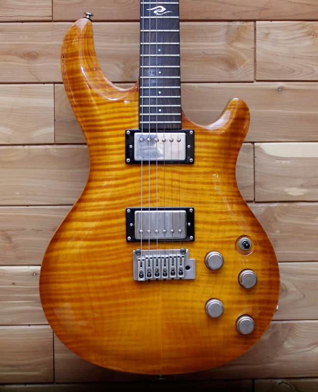Dean Hardtail Select Vibrato Trans Amber Made in Korea | Reverb UK