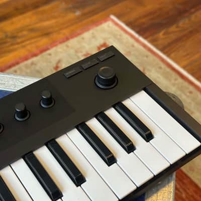 Native Instruments Komplete Kontrol M32 image 3