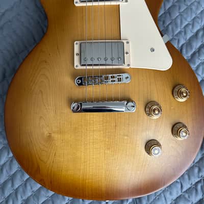 Gibson Les Paul Tribute 2021 Satin Honeyburst image 2