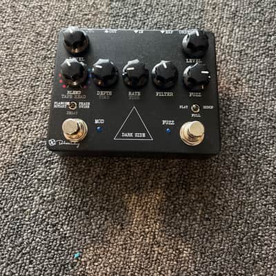 【ワンオーナー】Keeley Dark Side Workstation　V2 ThePedalGuy Unboxes the Keeley Dark Side Workstation Pedal - YouTube