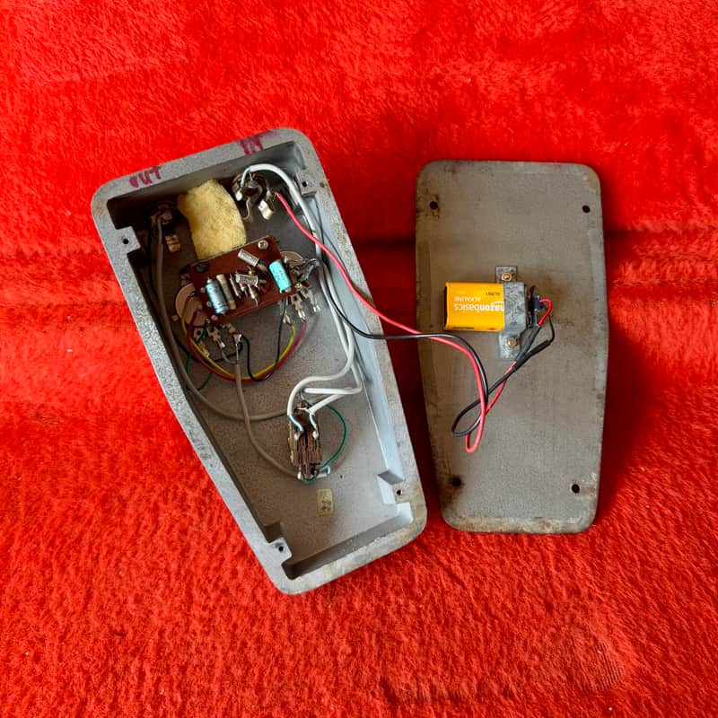 Vox Tone Bender V828 Fuzz 1960's original vintage Italy analog