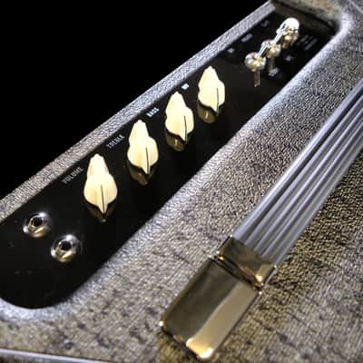 Mint Divided By 13 CJ11 Tube 1x12 Combo Amp - Pewter Trout/Pewter Trout V image 8