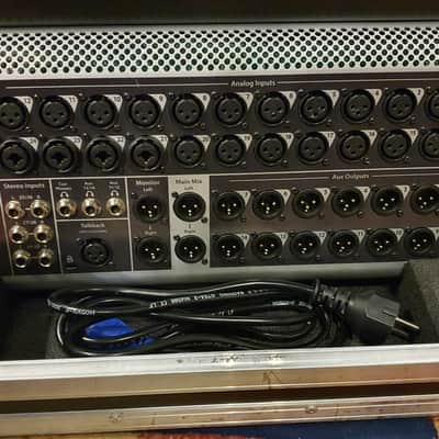 QSC TouchMix-30 Pro 32 Channel Compact Digital Mixer image 2