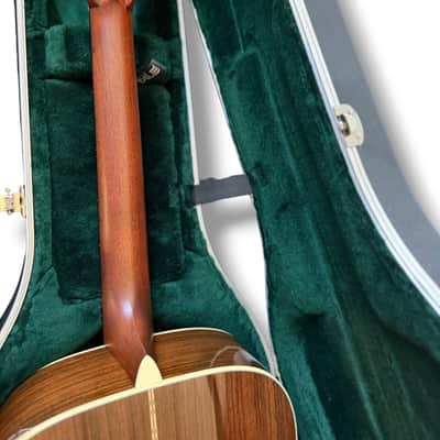 Martin Standard Series D-28 Left-Handed 2018 image 9
