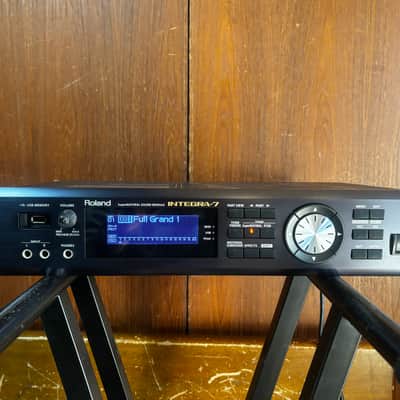 Roland INTEGRA-7 SuperNATURAL Sound Module Bild 2