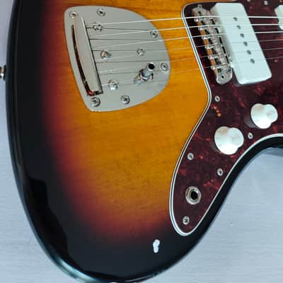 Squier Classic Vibe '60s Jazzmaster 3-Tone Sunburst with Gig-bag image 3
