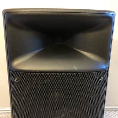 Yamaha MSR250 250W 10" Powered Portable PA Speaker image 2