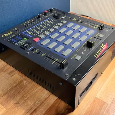 Akai Remix 16 Phrase Sampler / DJ Mixer & Sequencer Maxed 16MB RAM