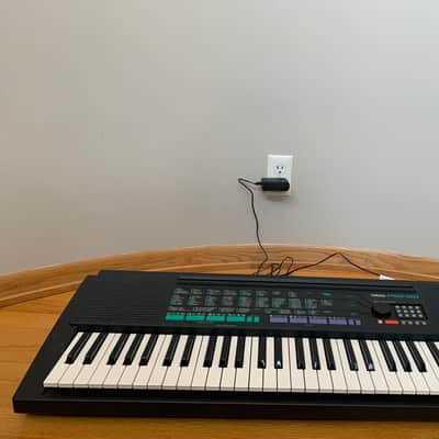 Yamaha PSR-150 1992 image 13