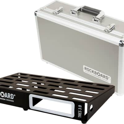 RockBoard TRES 3.0 Pedalboard, 17.5" x 9.25" w/ Flight Case image 1
