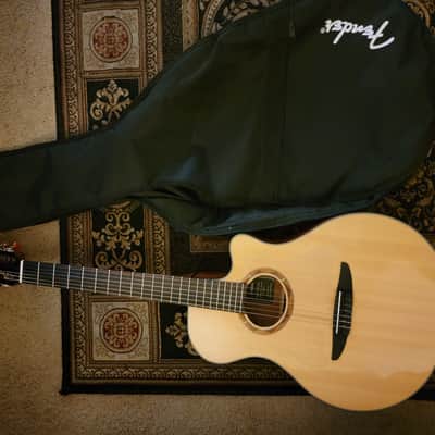 Yamaha Ntx700   Classical Guitar image 1