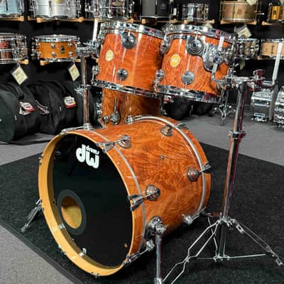 ~WOW!~ Early DW Collector's Standard Maple 4-Piece 10/12/14/20 Drum Kit Set in Natural Gloss Lacquer over Exotic Okuome Feather with Chrome Hardware image 4