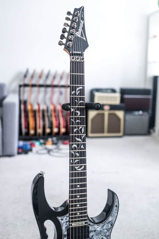 Ibanez Steve Vai Signature JEM 555 BK in Black | Reverb
