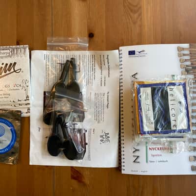 Cricket Fiddle Nyckelharpa package in Pristine condition with Many Extras image 5