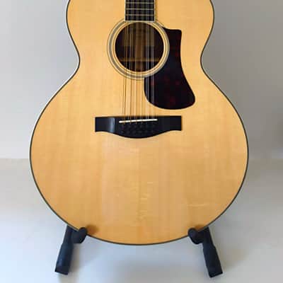 Eastman AC330E-12 - Natural image 1