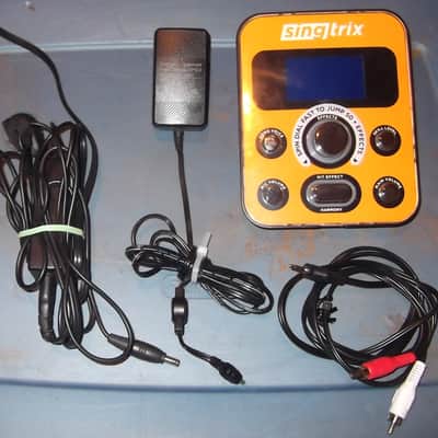 Singtrix Over 300 Effects Module & 40 W Powered Subwoofer W/ 1 FX Mic, FX Module & Stand image 8