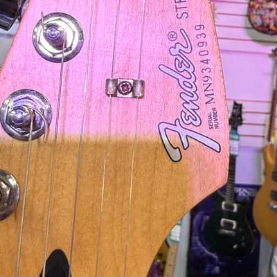 Fender Stratocaster MIM Rosewood Fretboard, Blue - Pre Owned image 20