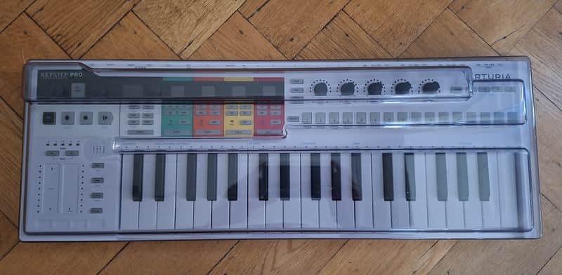 Arturia KeyStep Pro 37-Key MIDI Controller