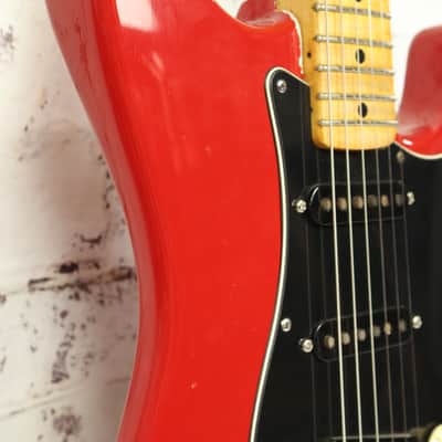 Fender Stratocaster 1972 Refinished Red image 4