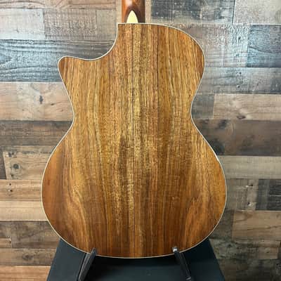 Eastman AC422CE-LTD-KOA Acoustic/electric Guitar, Natural Finish, Hard Case, 947 image 7