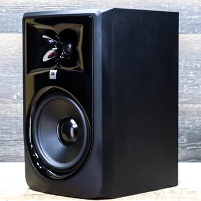 JBL 308P MkII Next-Generation 112-Watt Powered 8" Two-Way Compact Studio Monitor image 2