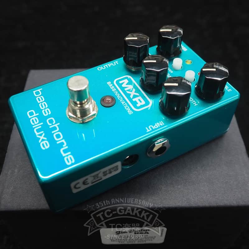 MXR M-83 bass chorus deluxe