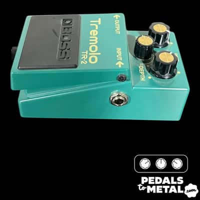 Boss TR-2 Tremolo (Silver Label) 1997 - Present - Green X12395 image 5