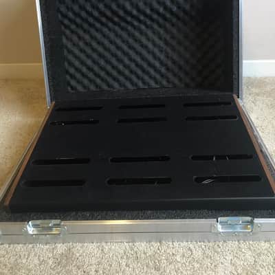 Creation Music Company Elevation 24x16 Pedal Board Walnut image 1