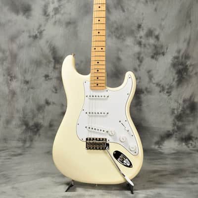 Fender Mexico Classic Series 70's Stratocaster Olympic White | Reverb
