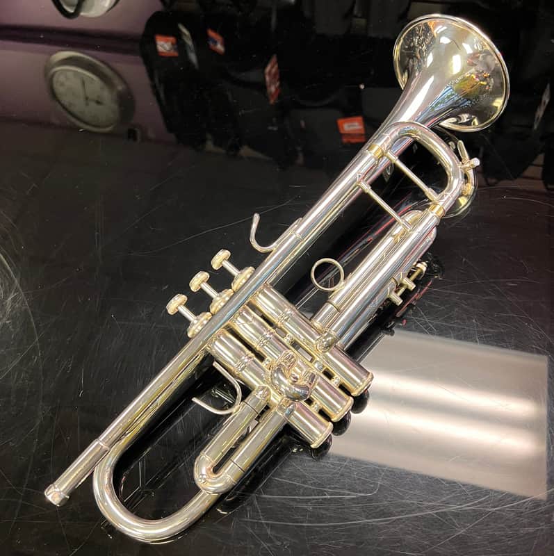 Bach Stradivarius 37 Silver-plated Trumpet image 1