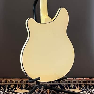 1990 Rickenbacker 360 image 11