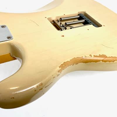 Fender Stratocaster Highway One 2002 Honey Blonde image 24