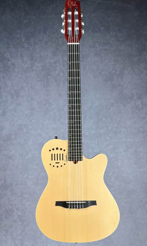 Used Godin Multiac Nylon Duet Ambient image 1
