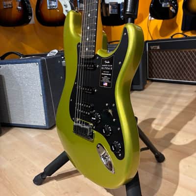 Fender Limited Edition American Ultra II Stratocaster HSS (Solar Flare) image 4