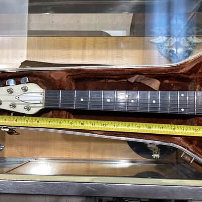 Ovation Breadwinner 1973 - 1975 White image 20