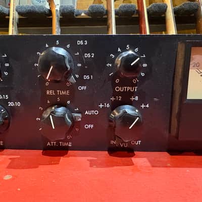 Langevin AM7A Compressor/Limiter image 3