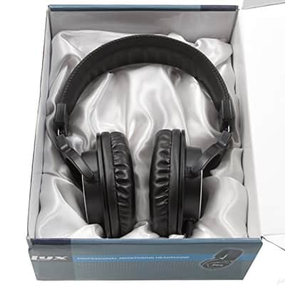 LyxPro HAS-10 Closed Back Over Ear Professional Headphones, Lightweight And Flexible, Black image 15