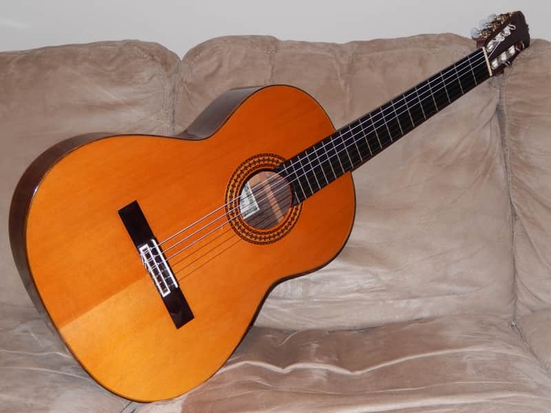 Made in 1979 by Ryoji Matsuoka - Model M60 - Incredible Vintage High Grade Classical Guitar image 1