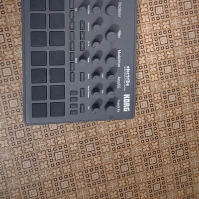 Korg Electribe 2 Music Production Station 2010s - Grey