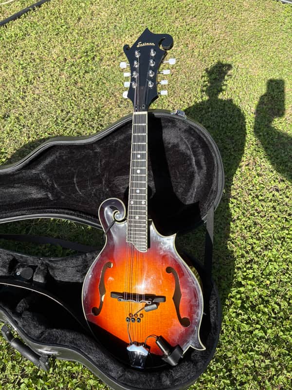 Eastman MD515-CS F-Style Mandolin 2010s - Sunburst image 1