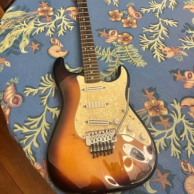Fender Dave Murray Artist Series Signature Stratocaster 2015 - Present - 2-Color Sunburst image 1