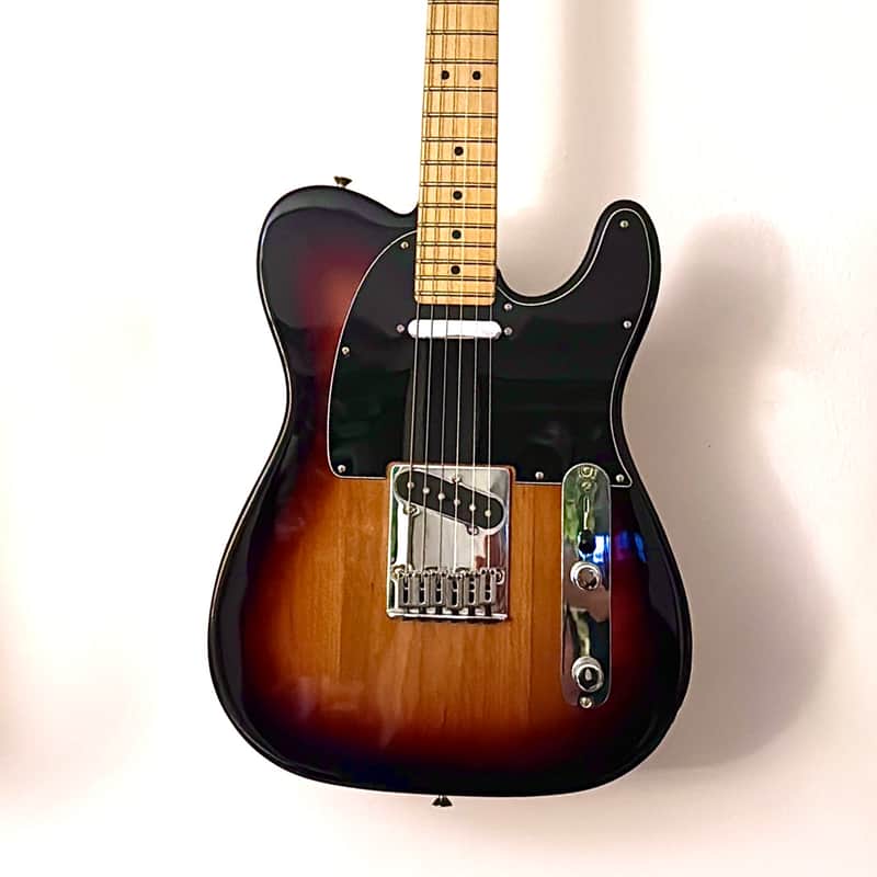 Fender Telecaster Player Plus 2022 - Sunburst 3CS MN