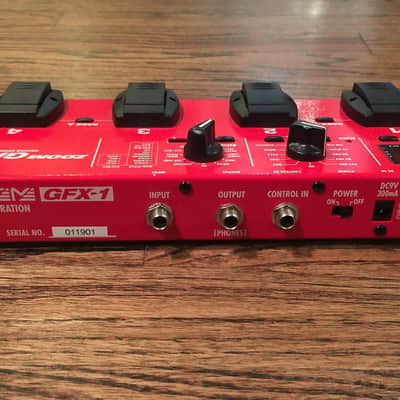 Zoom GFX-1 Guitar Multi-Effects Pedal image 2