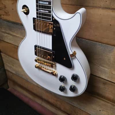 Gibson Custom Les Paul Custom Electric Guitar - Alpine White image 3