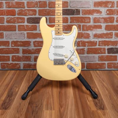 Fender Yngwie Malmsteen Stratocaster Vintage White 2012 w/OHSC image 4